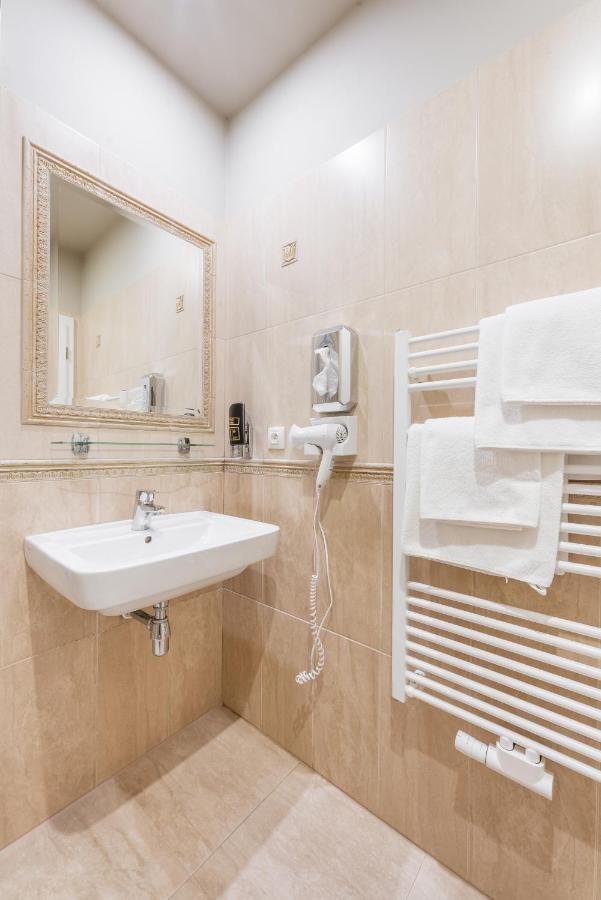 Hotel Plumlov Mostkovice Dış mekan fotoğraf