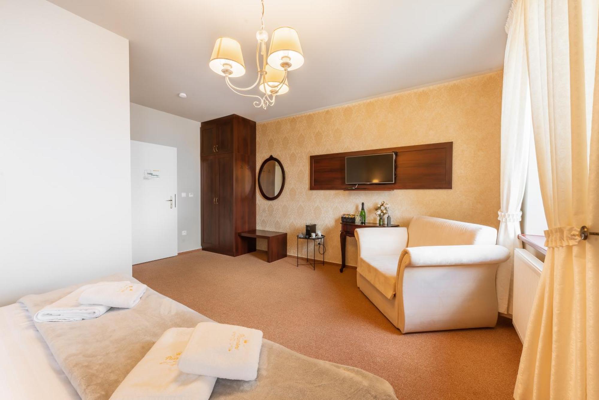 Hotel Plumlov Mostkovice Dış mekan fotoğraf